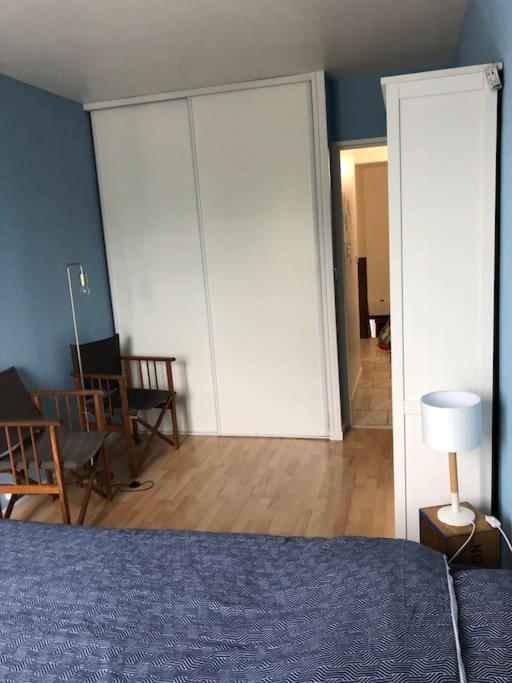 Appartement En Duplex Avec Parking Et Jardinet Bourges Exterior foto